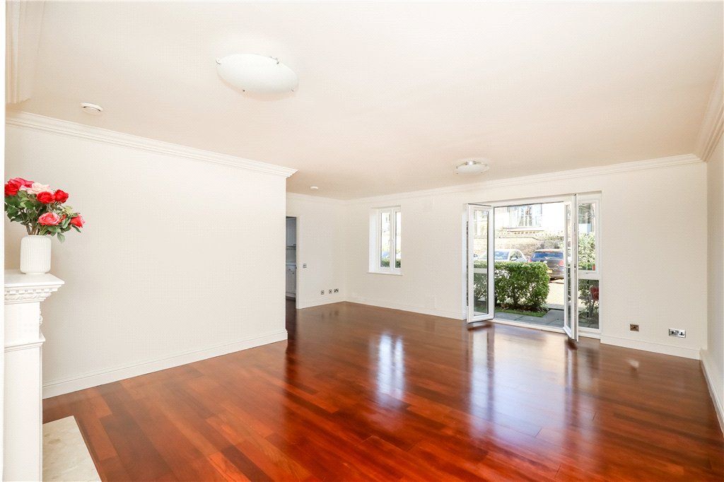 Property photo 2 of 13 Picture No. 03