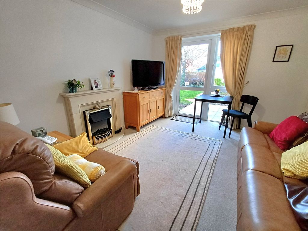 Property photo 3 of 8 Picture No. 04