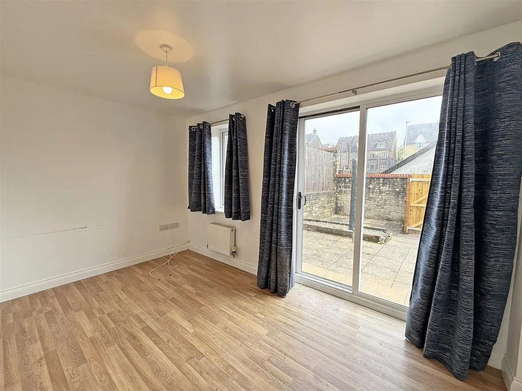 House in Plymouth, Belliver - More