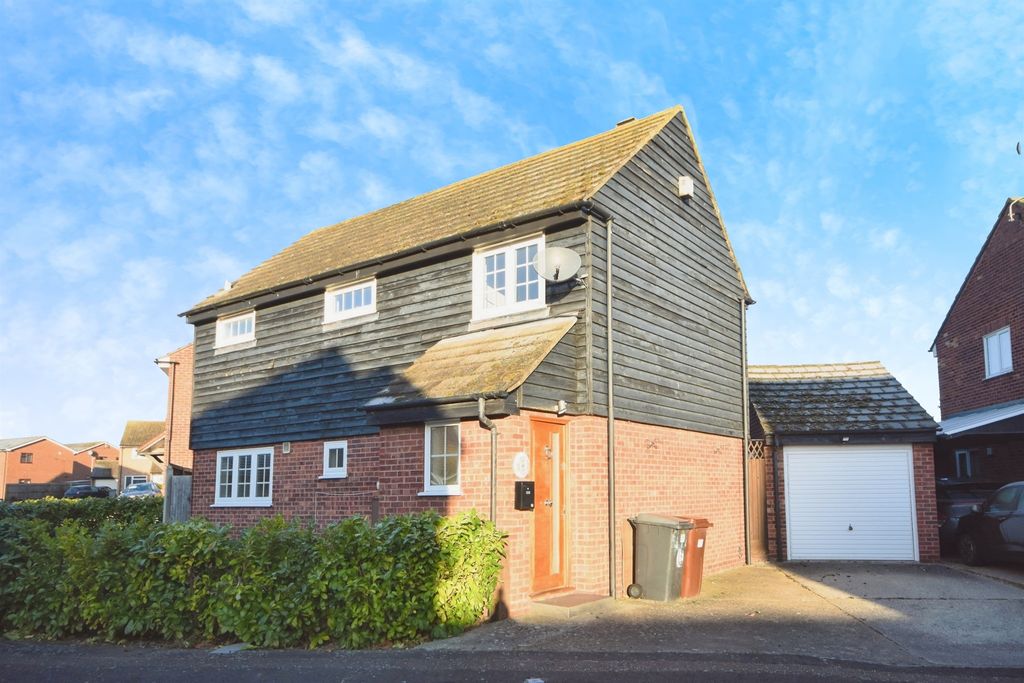 Property photo 1 of 20