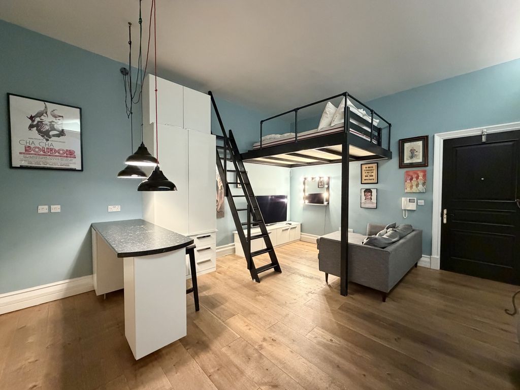 Property photo 1 of 12 Img_4753