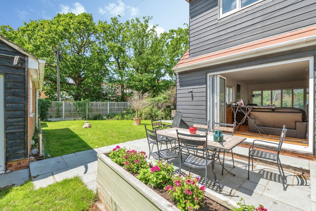 Property photo 3 of 20 Pbox-Img.Jpg
