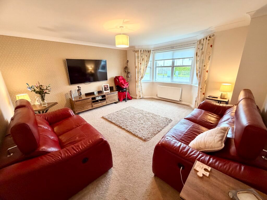 Property photo 3 of 24