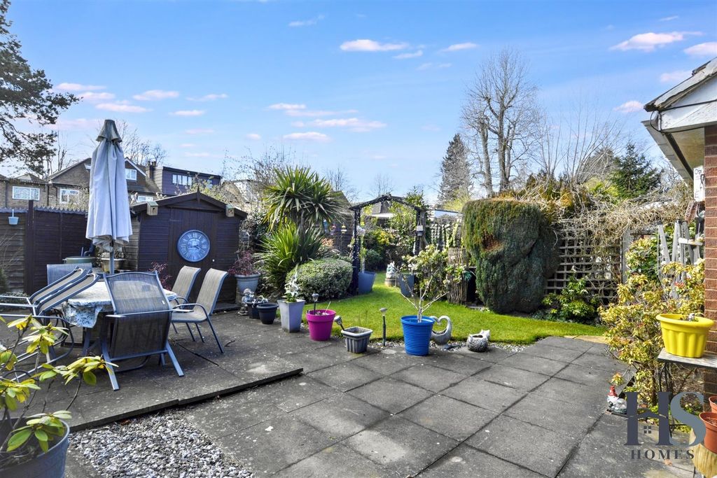 Property photo 3 of 15 Patio.Jpg