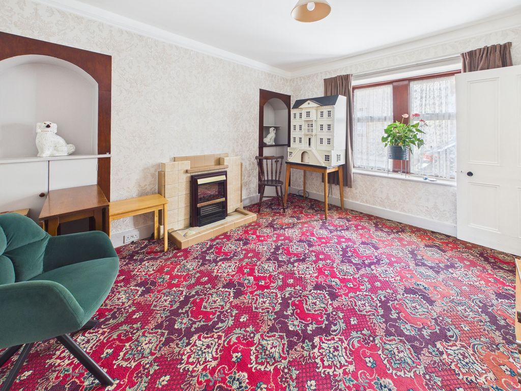 Property photo 2 of 18 Cam03481G0-Pr0133-Still010