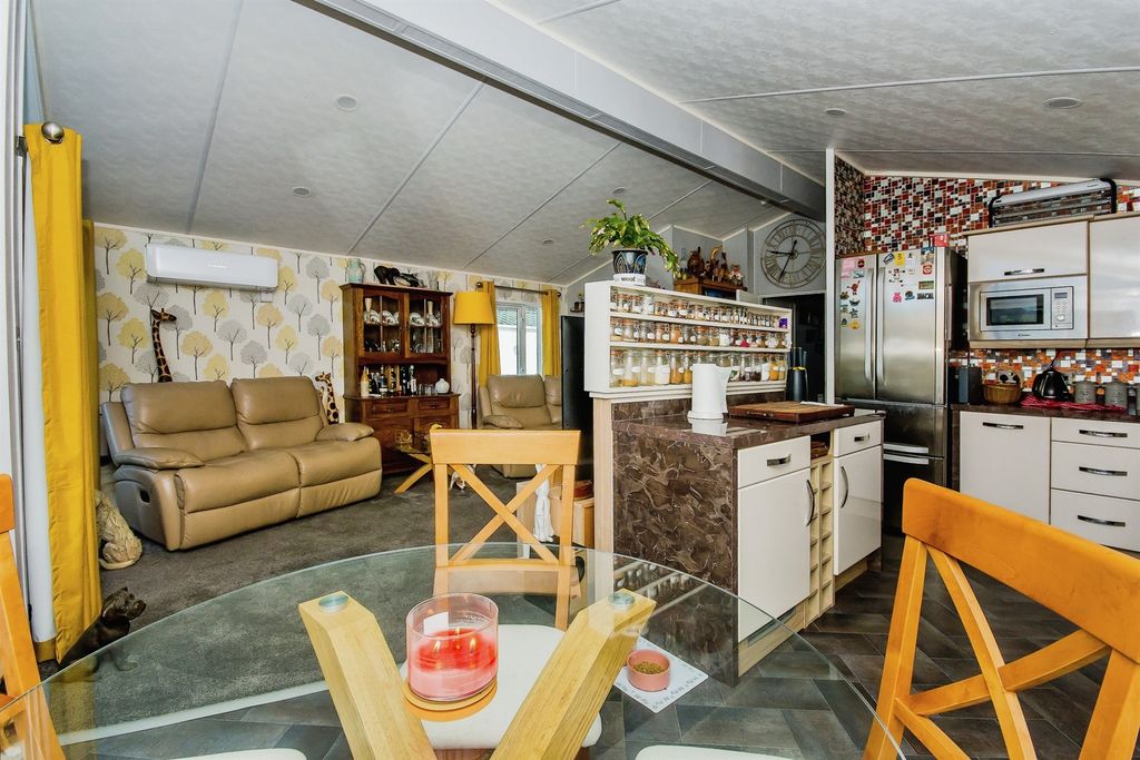 Property photo 2 of 16 Open Plan Kitchen Diner Lounge