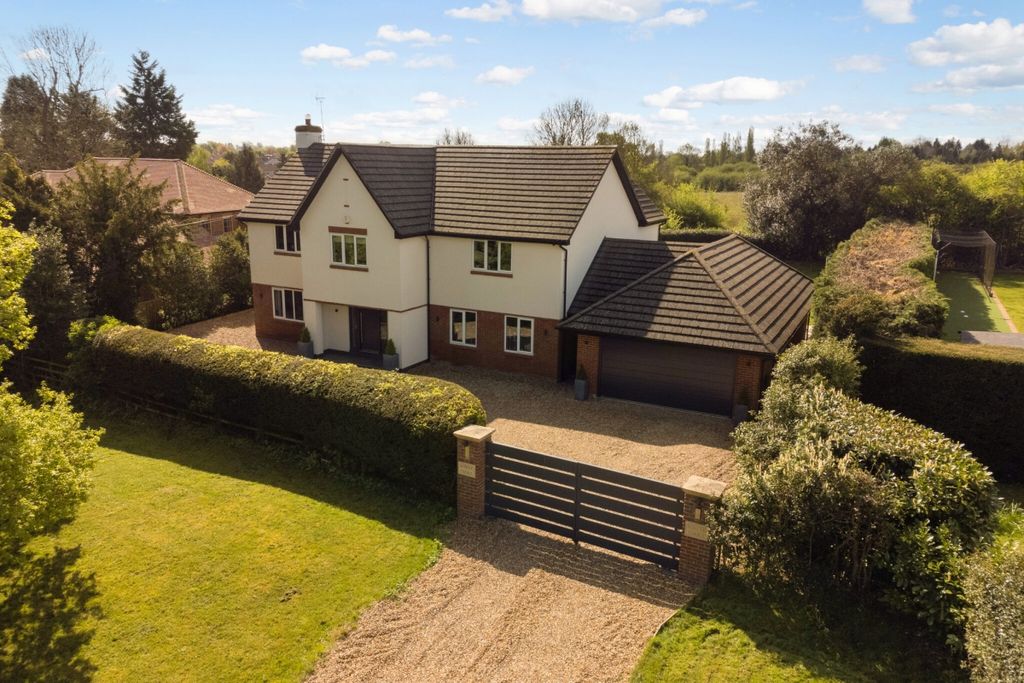 Property photo 1 of 18