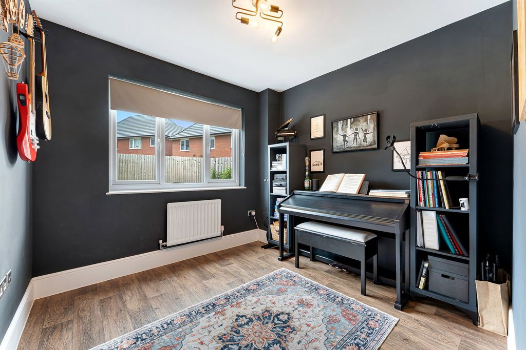 Property photo 3 of 56