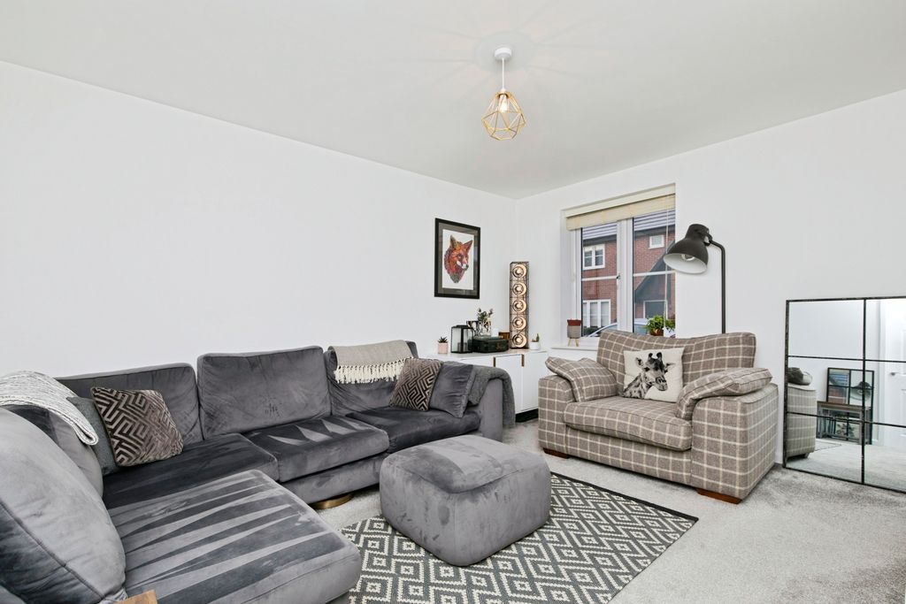 Property photo 2 of 15 Living Room