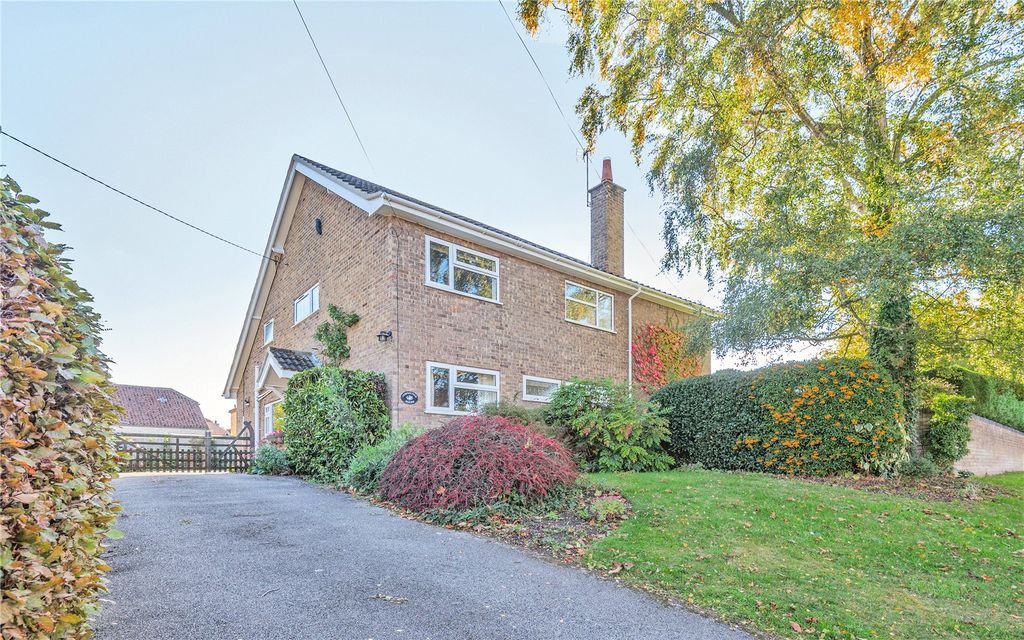 Property photo 2 of 20 Front