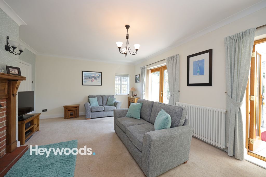 Property photo 3 of 37 0F1A3385