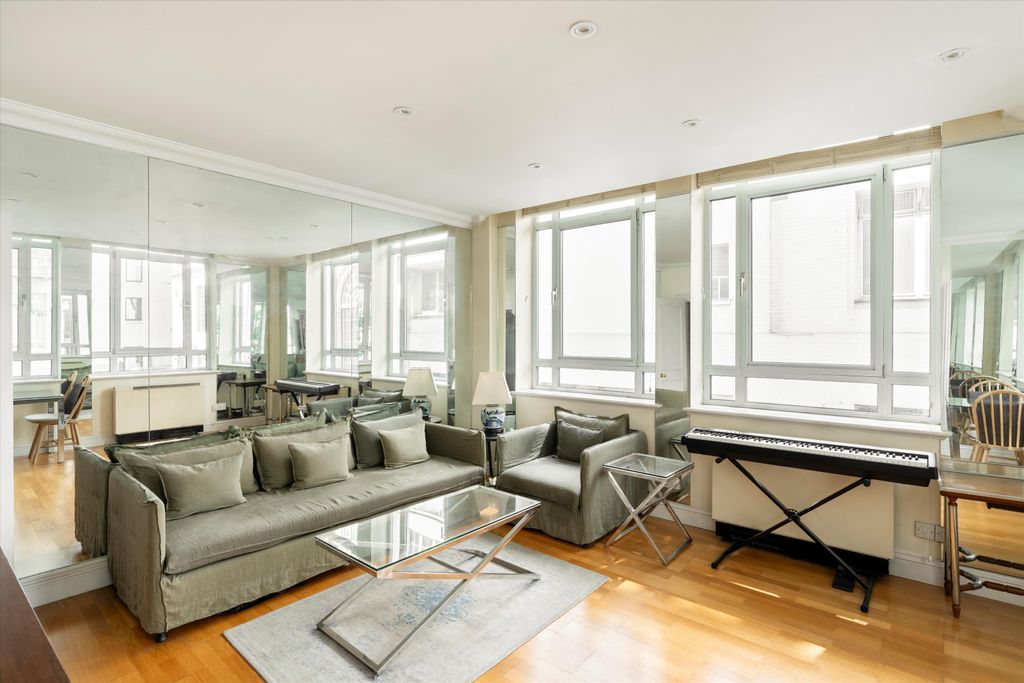 Property photo 1 of 18 Image