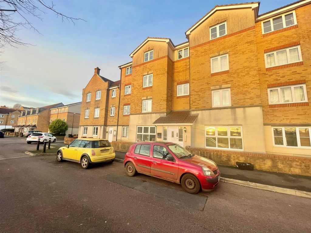 Property photo 1 of 13 Front.Jpg