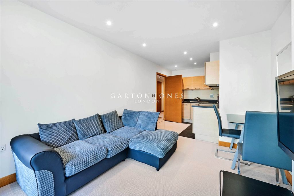 Property photo 2 of 8 Picture No. 29