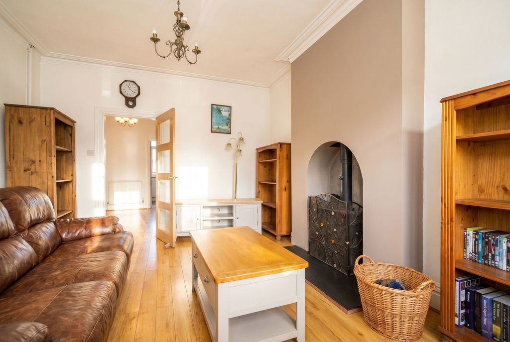 Property photo 3 of 22