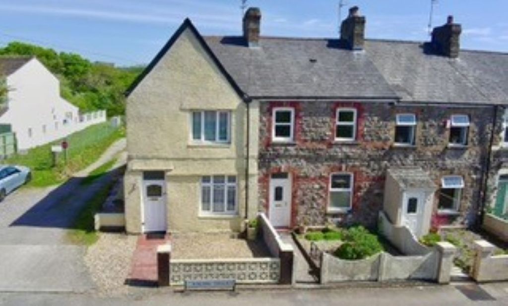 Property photo 1 of 2