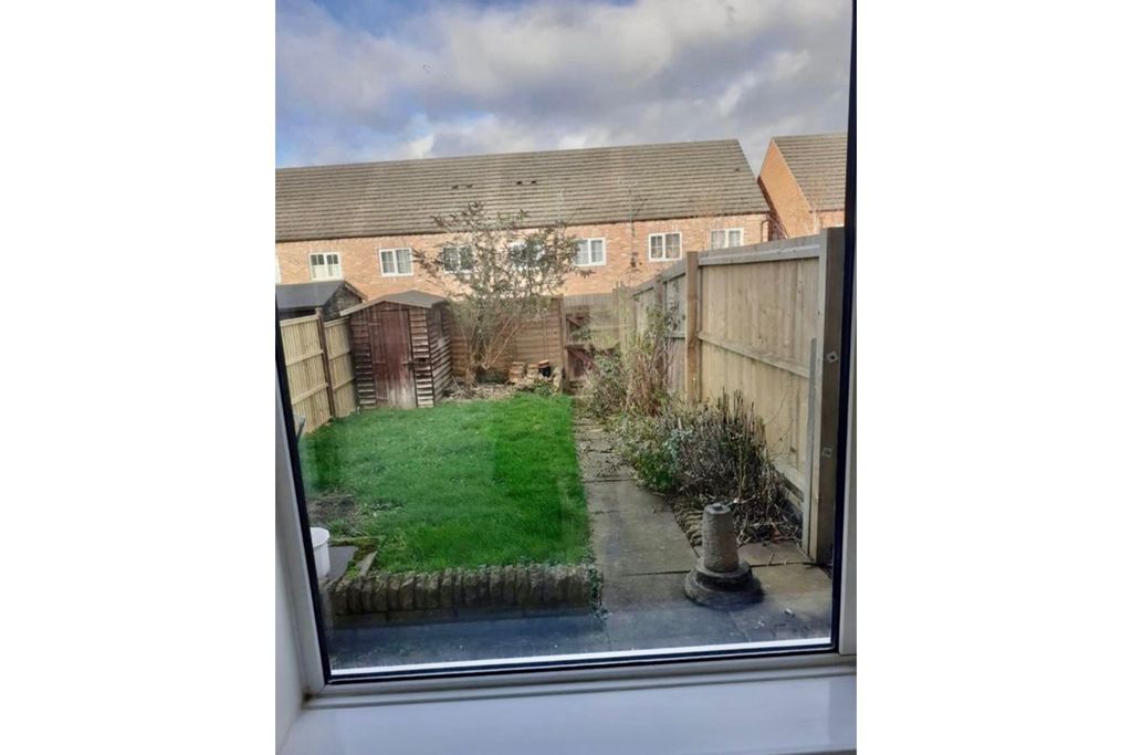 Property photo 3 of 8