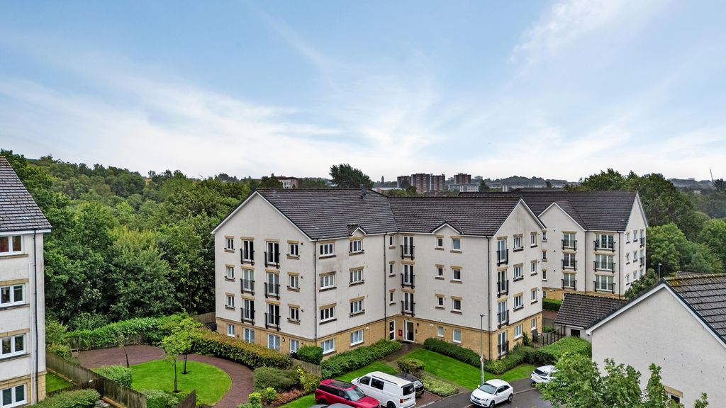 Property photo 1 of 26 4-Print-4 Kelvindale Court Flat 3.4_37