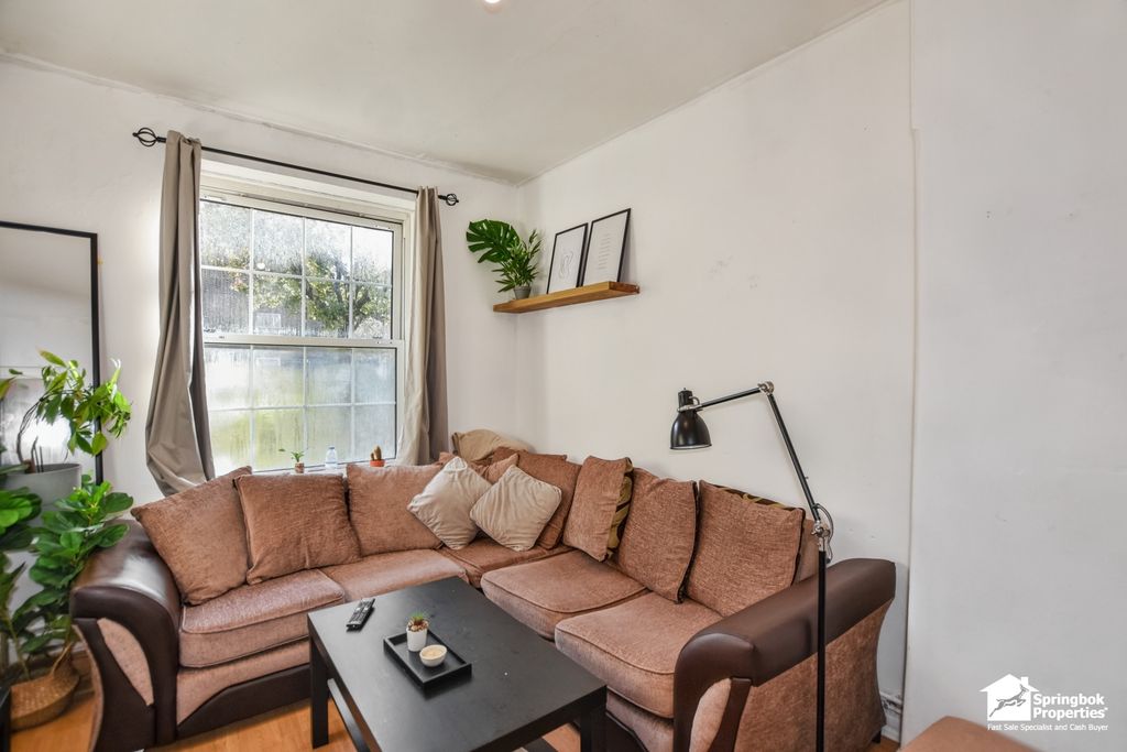 Property photo 2 of 17 Image 1