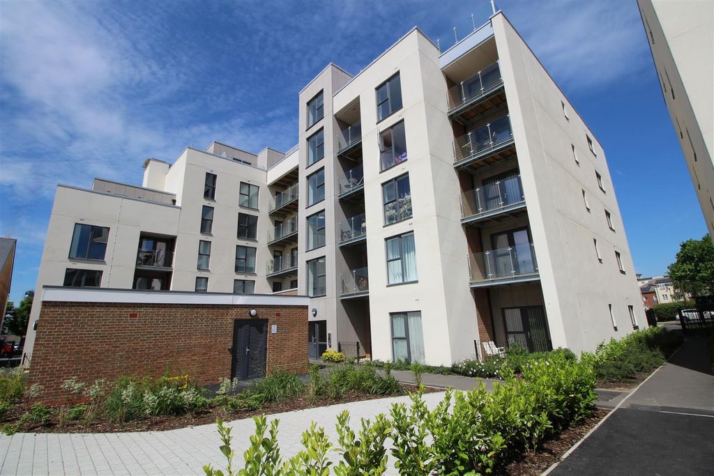 Property photo 1 of 16 J5P6Xuv8Ckylggp0Gjd78Q.Jpg