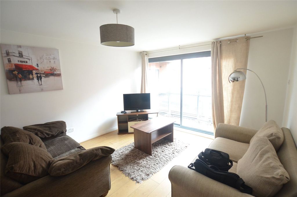 Property photo 2 of 6 Picture No. 06