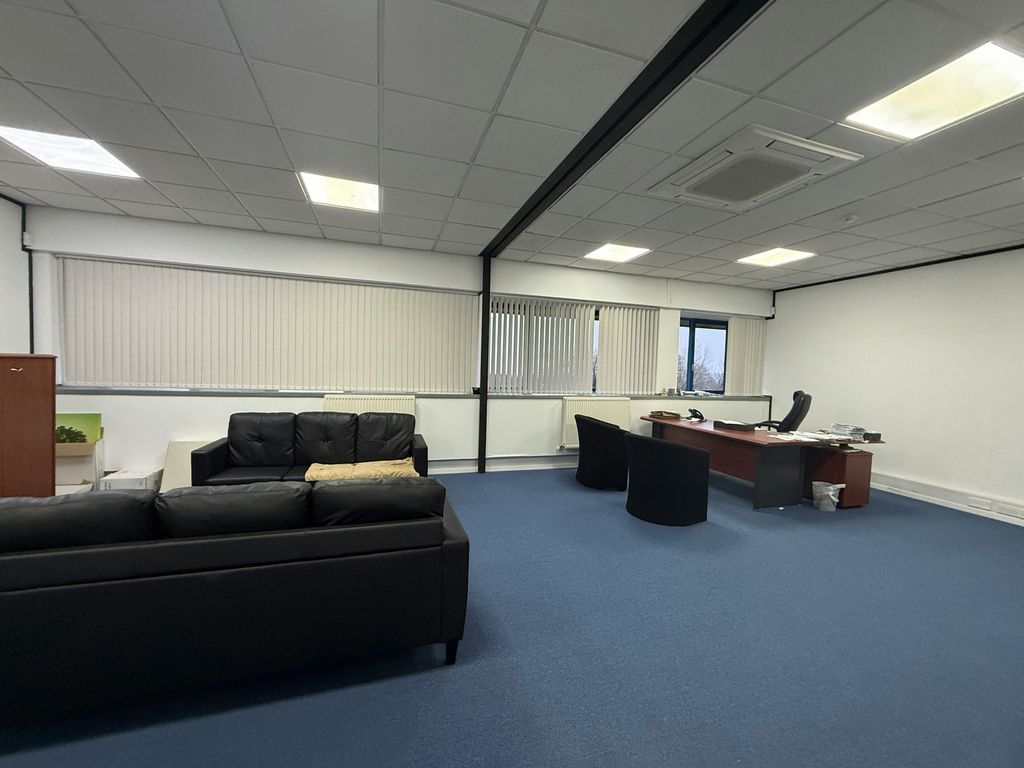 Property photo 3 of 6 Img_4498.Jpg