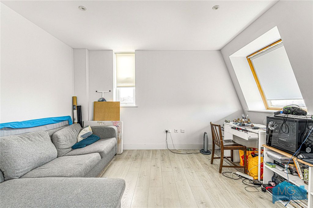 Property photo 3 of 8 Picture No. 07