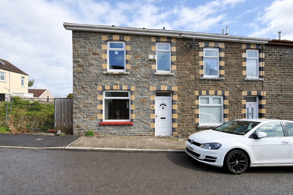 Property photo 1 of 17 979E5D4B-1D7F-49D4-B0A4-3Dfb15Aa3C4A