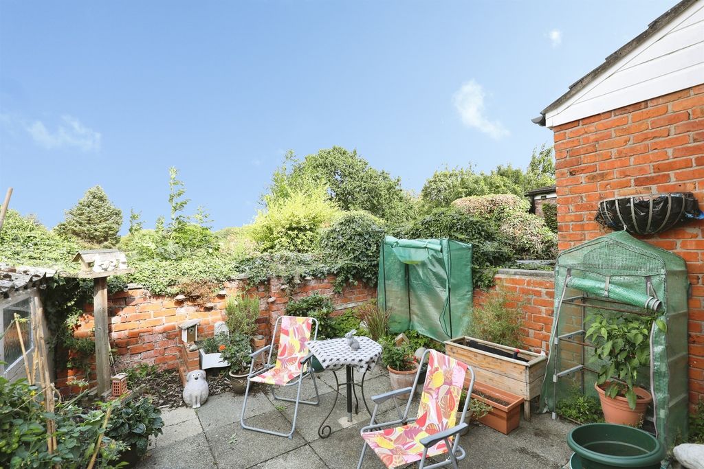 Property photo 3 of 15