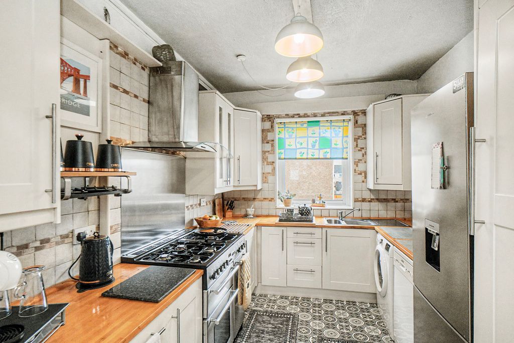 Property photo 3 of 12 Property Image 3