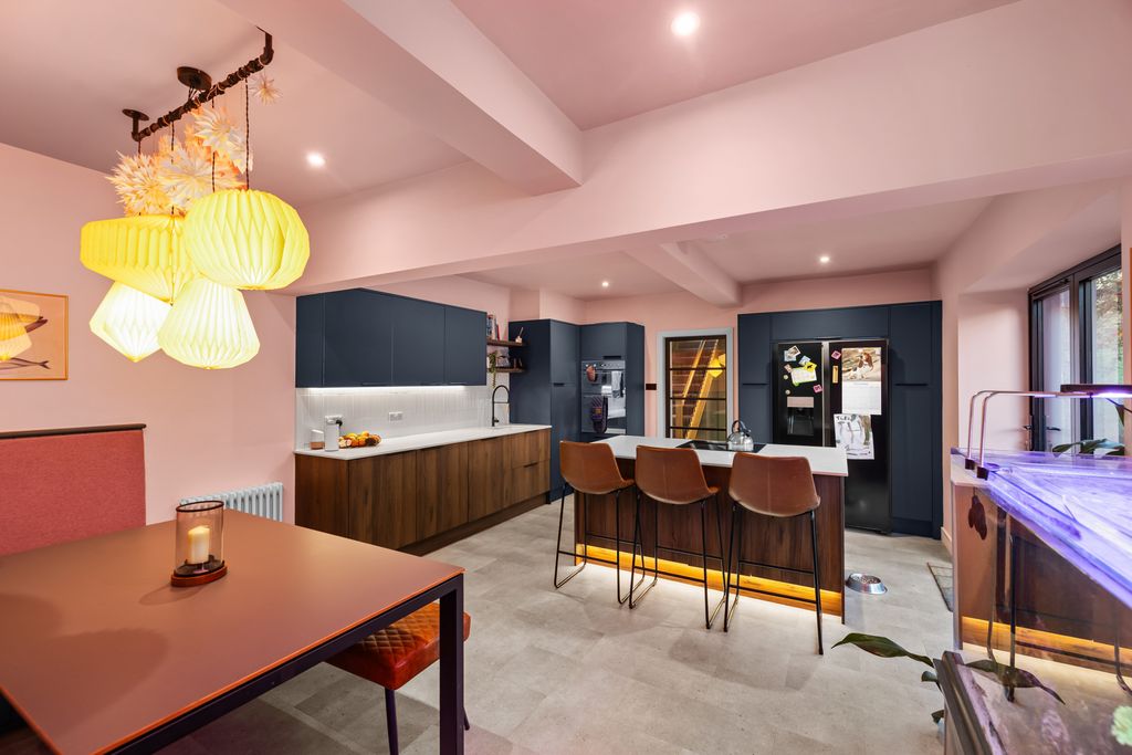 Property photo 1 of 31 Primary Property Image