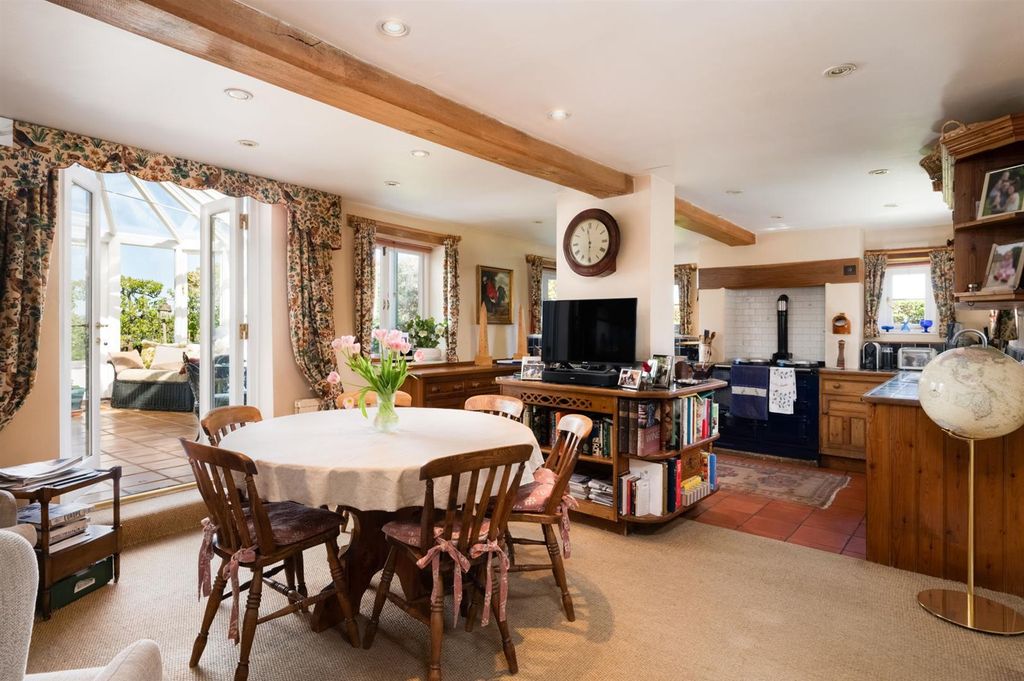 Property photo 3 of 55 Kitchen / Breakfast Room