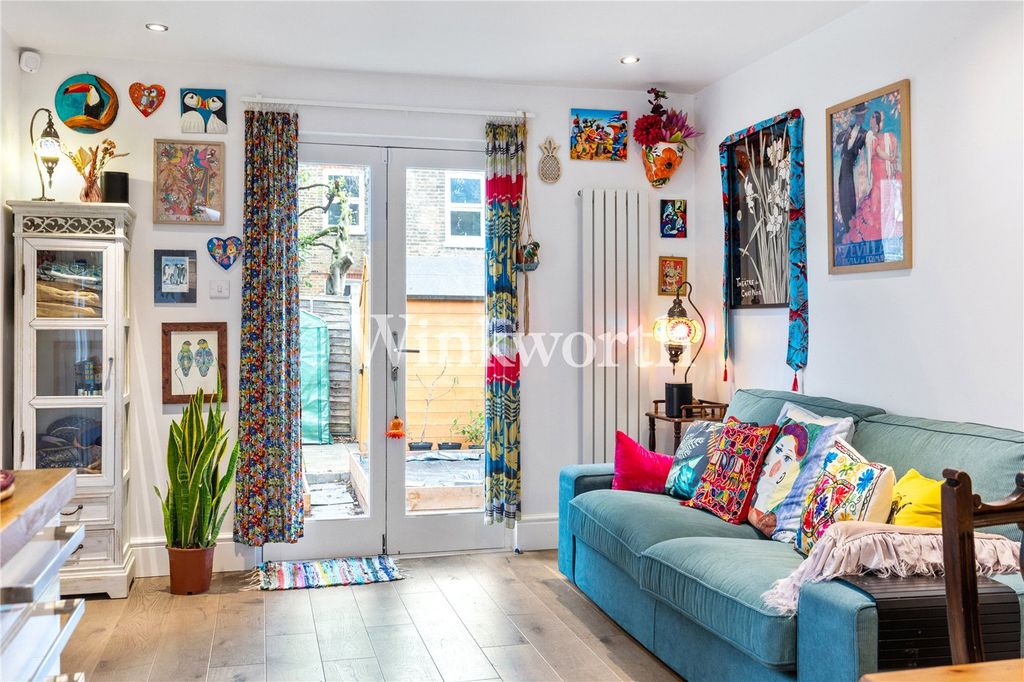 Property photo 3 of 25 Picture No. 44