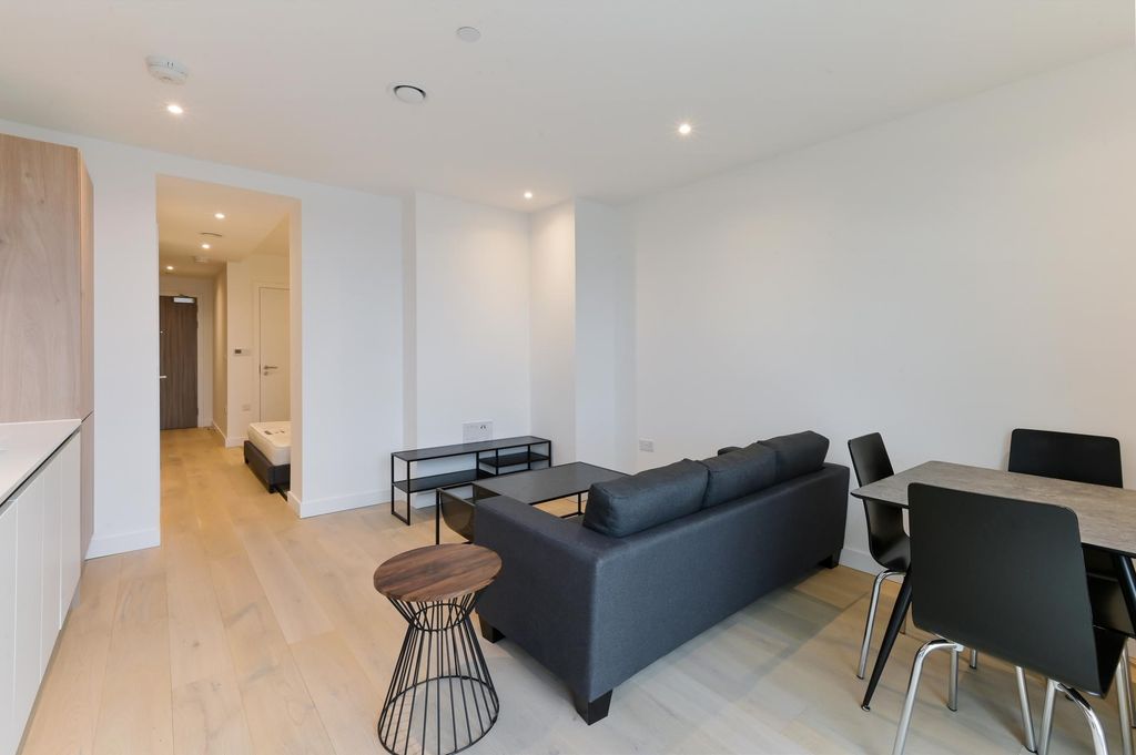 Property photo 2 of 5