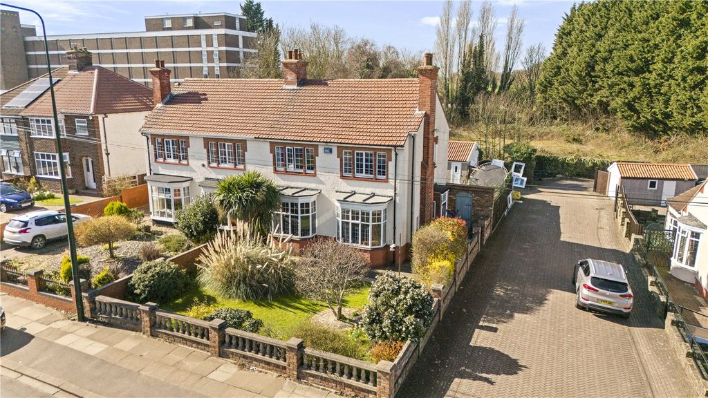 Property photo 1 of 30 Picture No. 25