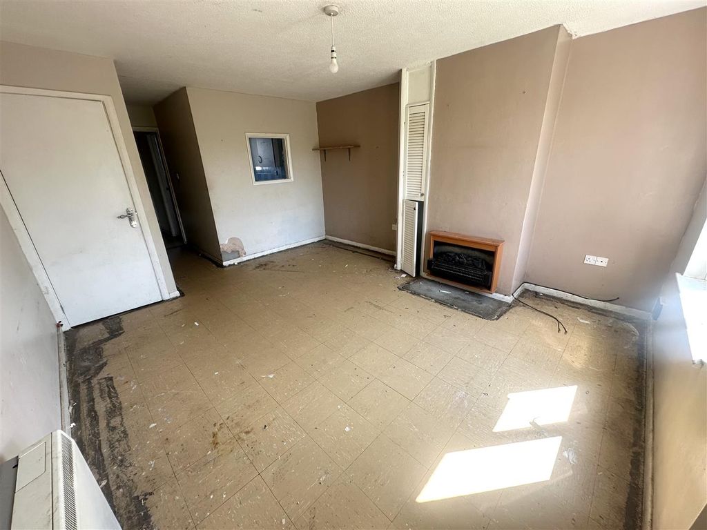 Property photo 3 of 9 Img_1323.Jpg