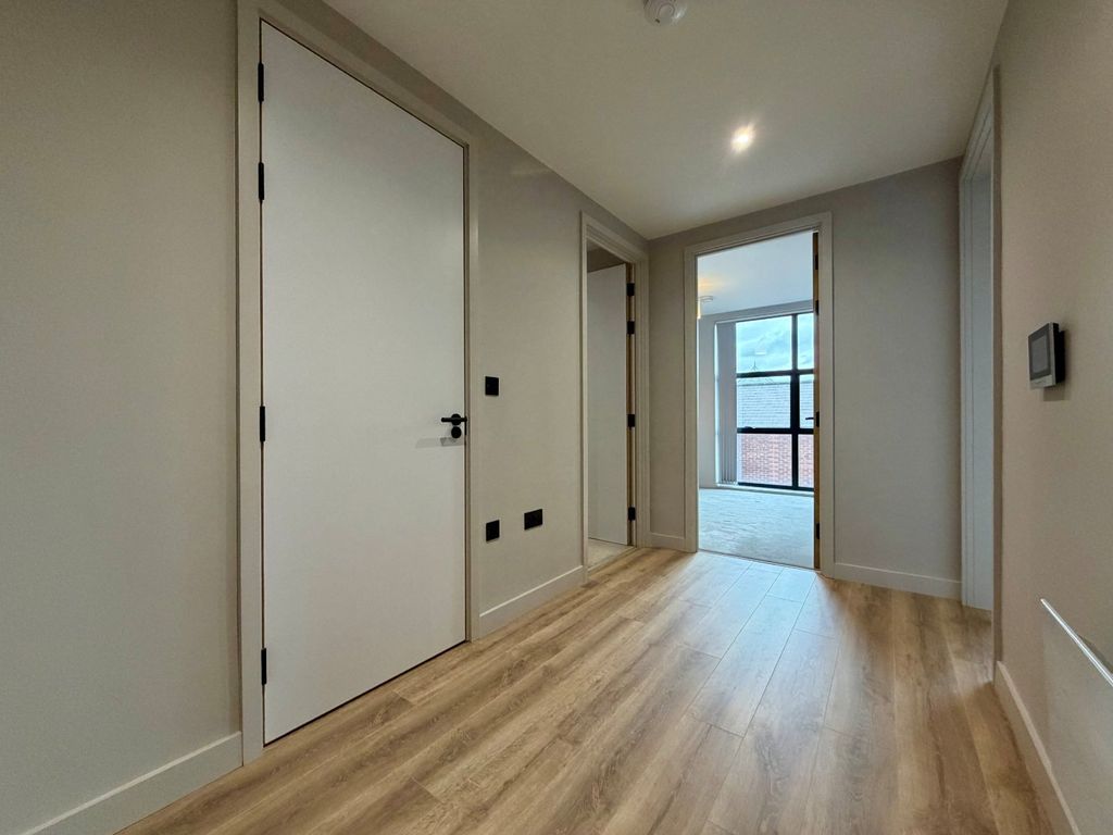 Property photo 3 of 17 Picture No. 34