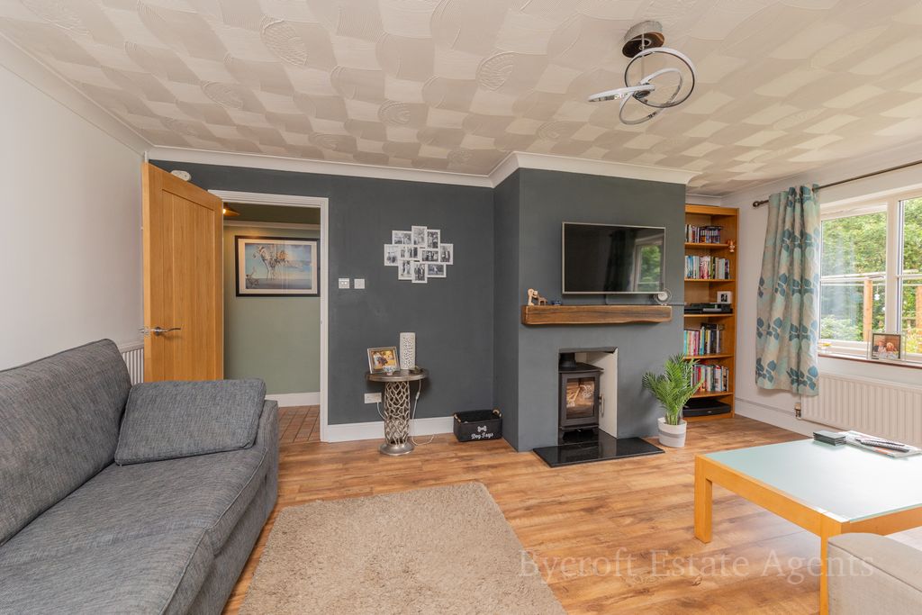 Property photo 3 of 22