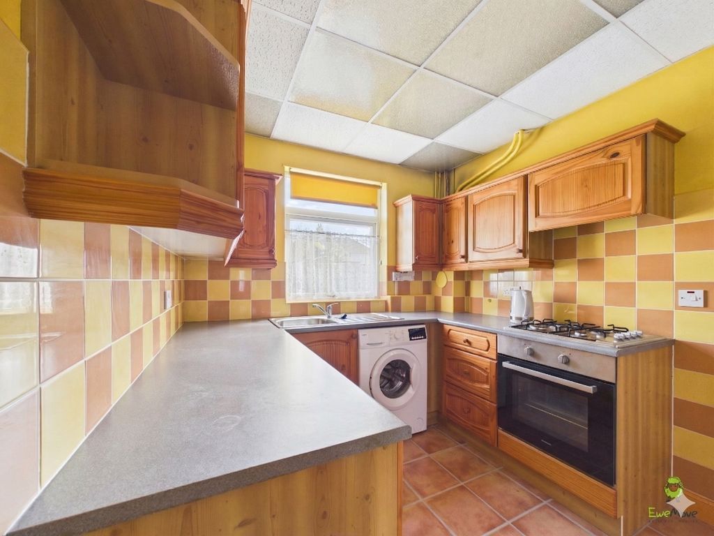 Property photo 3 of 10 Gemini_Generated_Image_Zcev4Szcev4Szcev