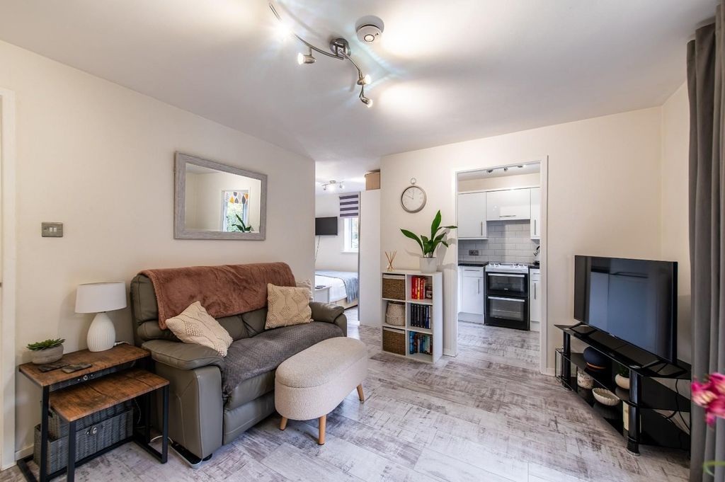 Property photo 2 of 11 Living Area