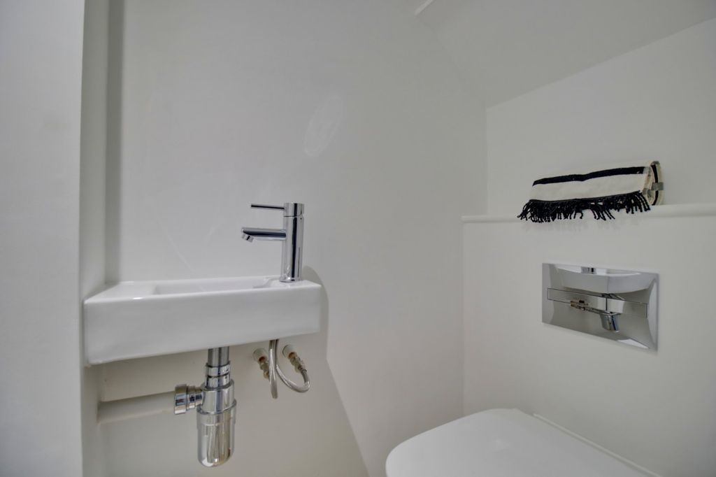 Additional image 10 of 4 bed detached house to rentPark Meadow Lane, Leeds, West Yorkshire LS12