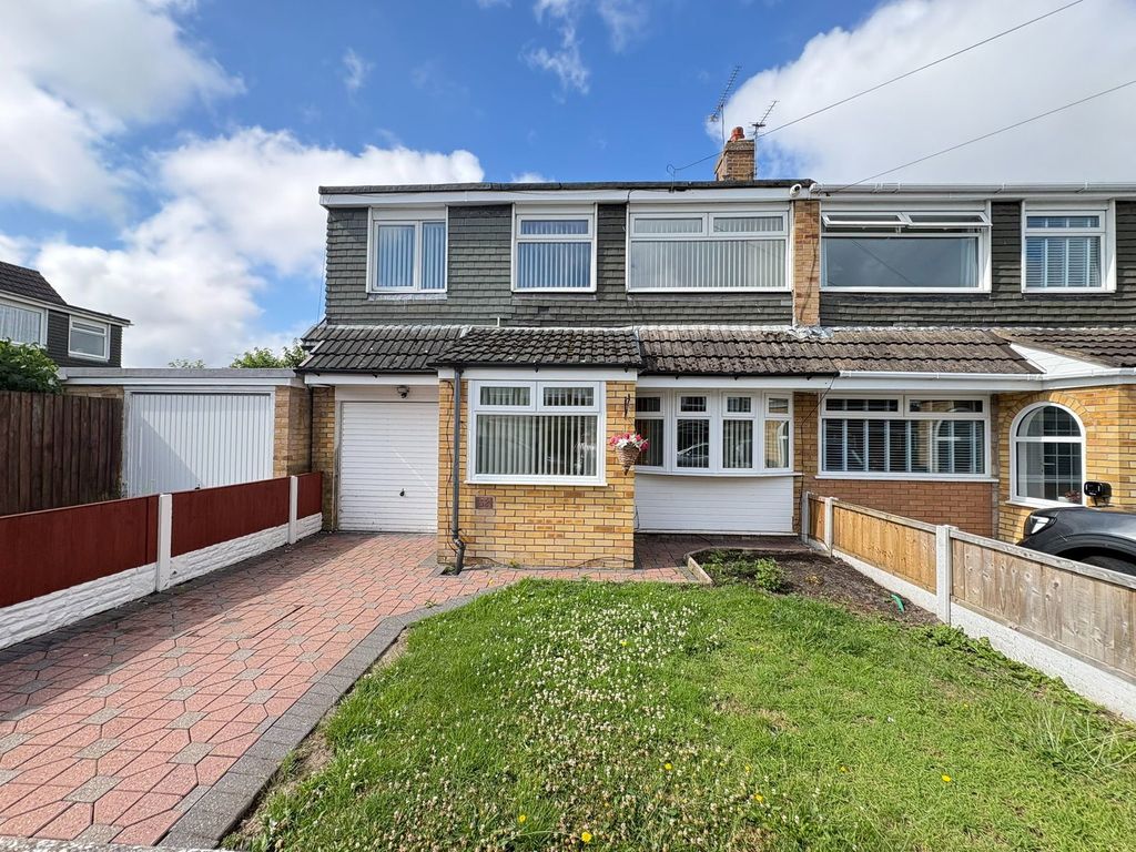 Property photo 1 of 32
