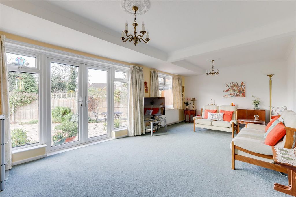 Property photo 2 of 28 181125_18.Jpg