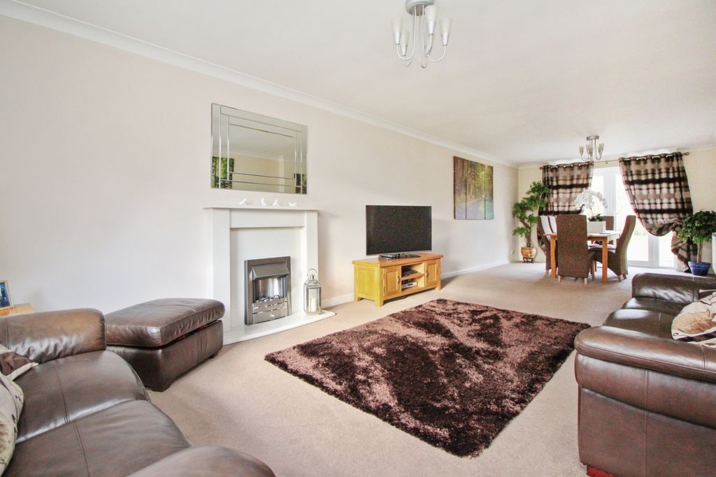 Property photo 3 of 29 1252196