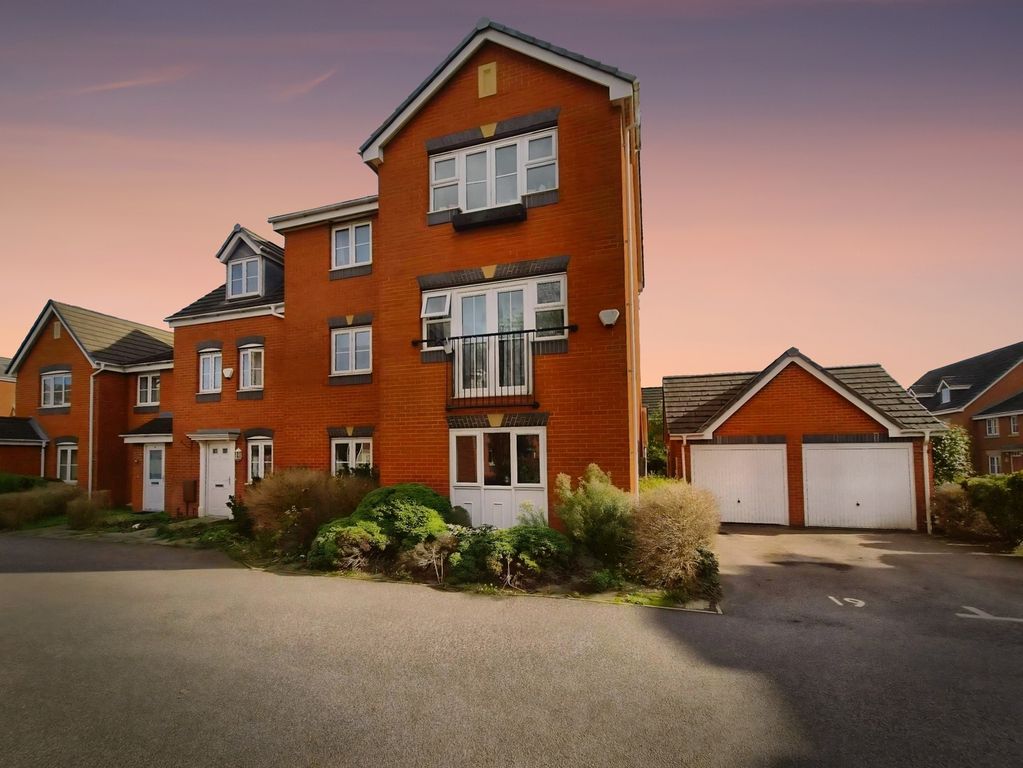 Property photo 1 of 19 Pbox-Img.Jpg