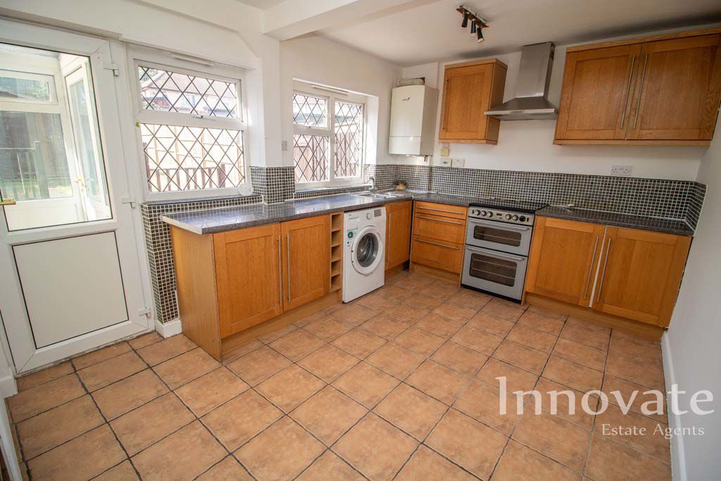 Property photo 3 of 12 Photo 2