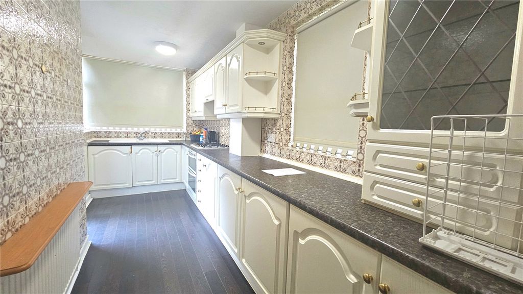 Property photo 2 of 13 Picture No. 01