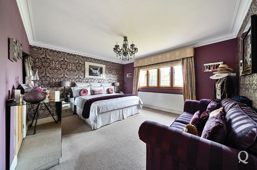 Property photo 3 of 26 Ec018B6d-1Deb-4Ab...