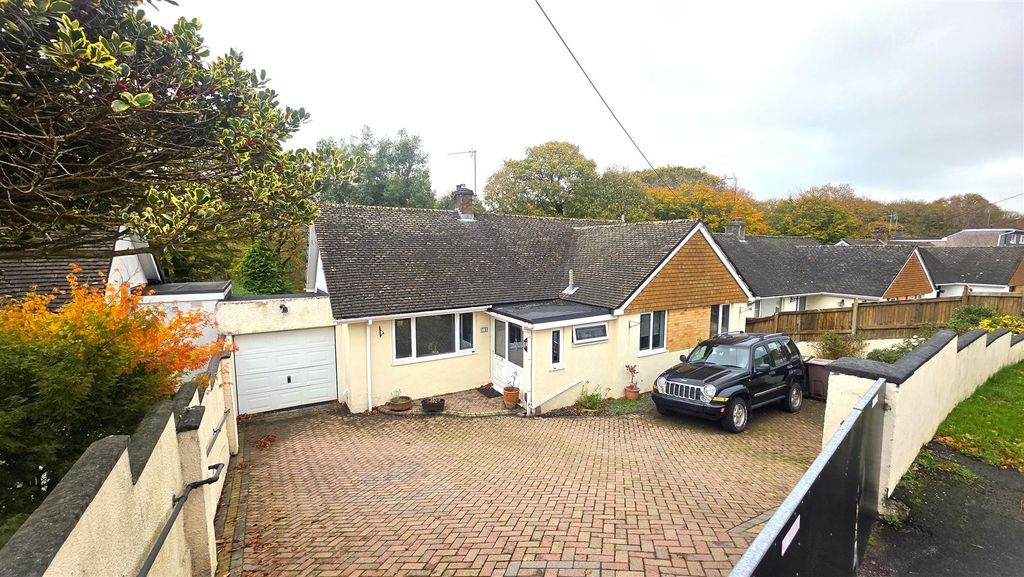 Property photo 1 of 19 Front (2).Jpg