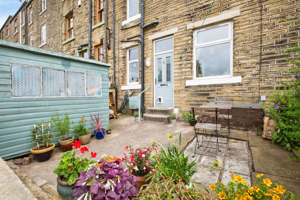 Property photo 2 of 16